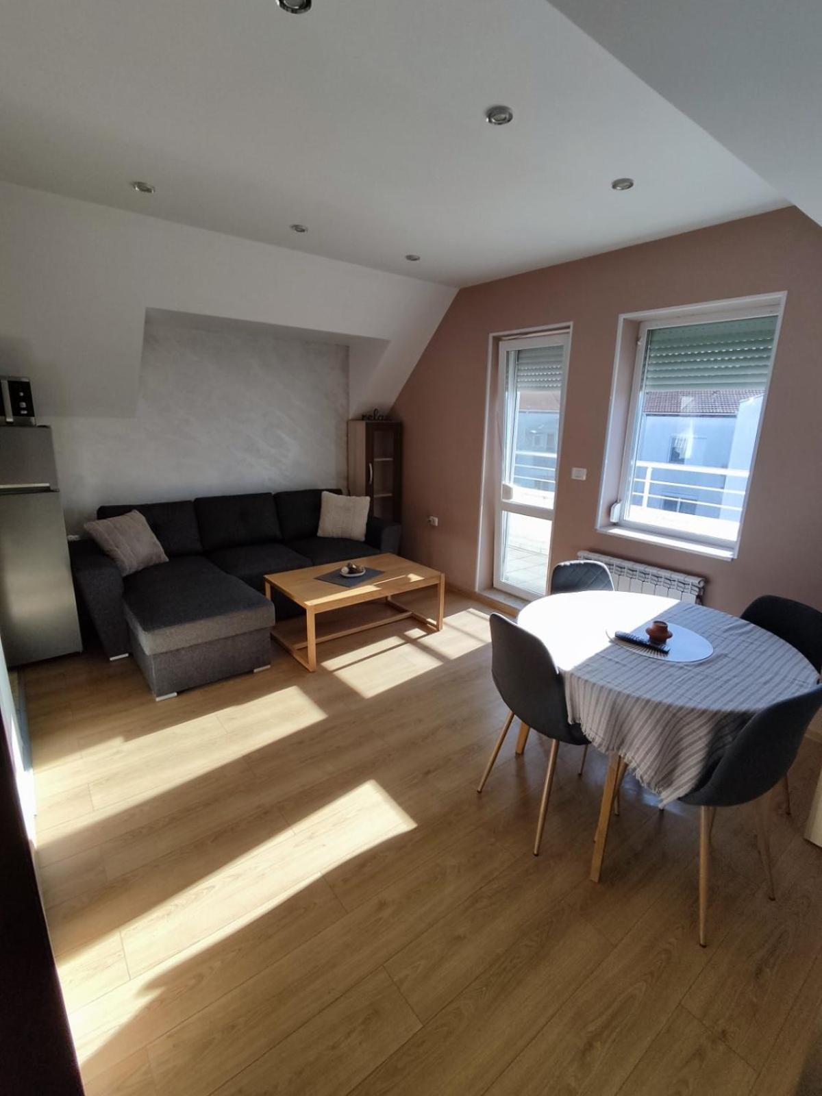 Mdm Apartment City Center Ruse Bagian luar foto
