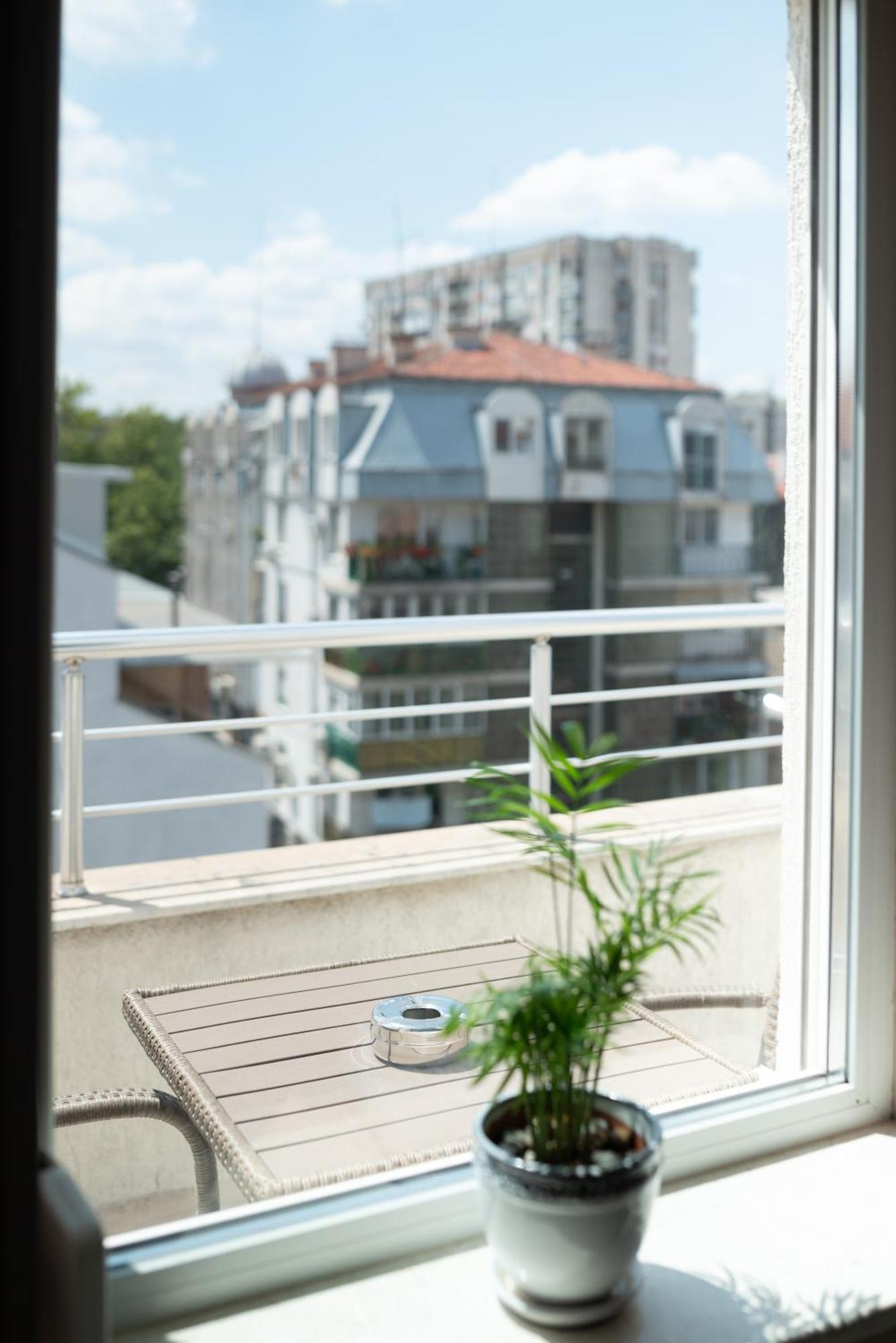 Mdm Apartment City Center Ruse Bagian luar foto